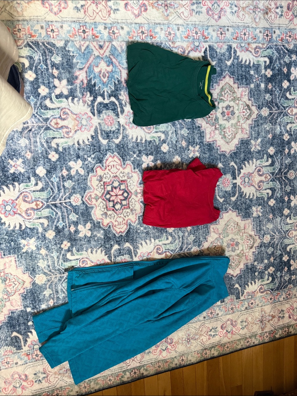 Lands end 3-Piece Activewear Set in Teal, Green, and Red